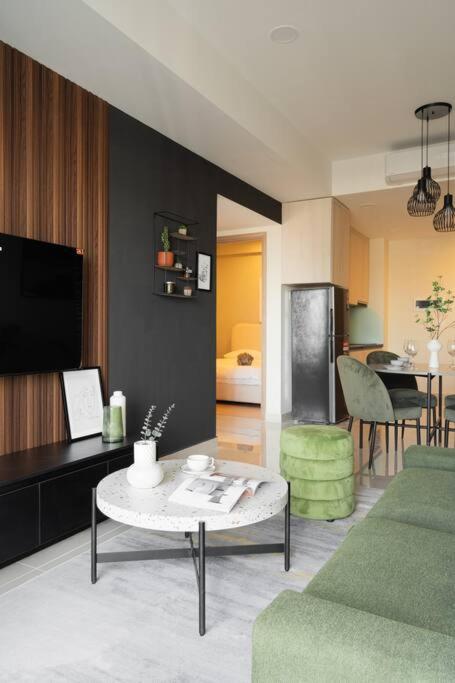 Saigon Staycation, 2Brs+1Wc, D1, View Bitexco