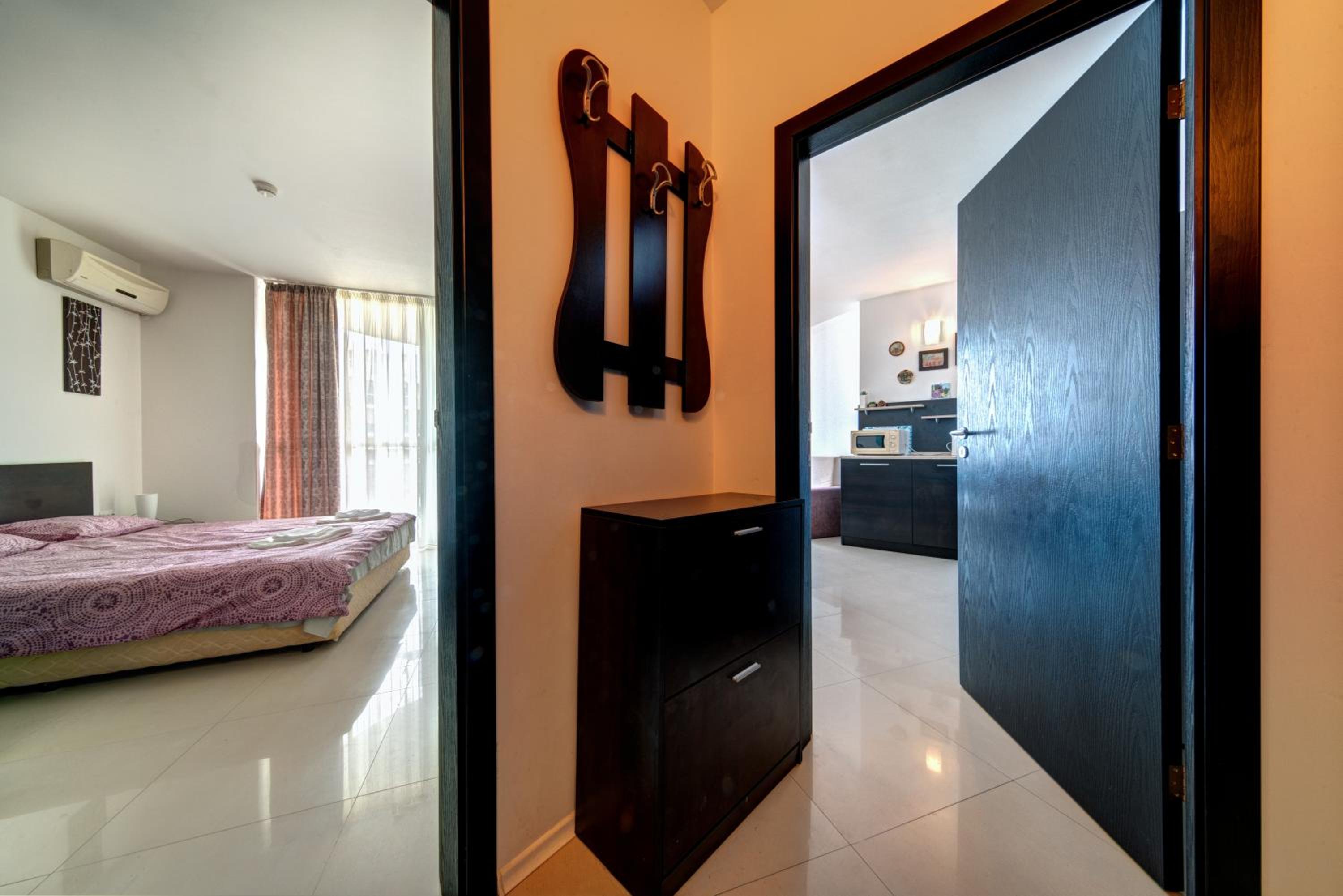 Sarafovo Getaway