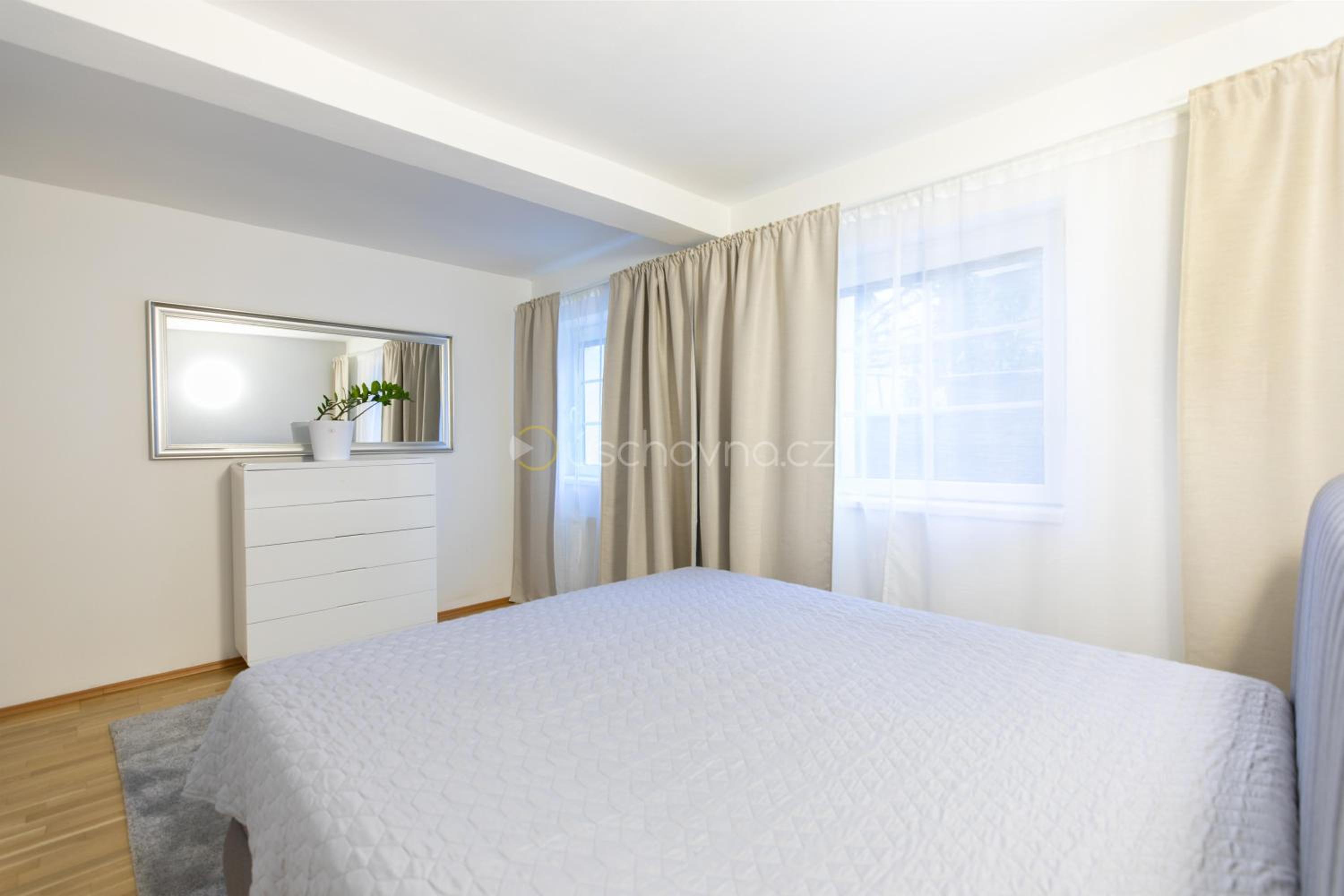 Airport Luxury Apartment & Spa Prague