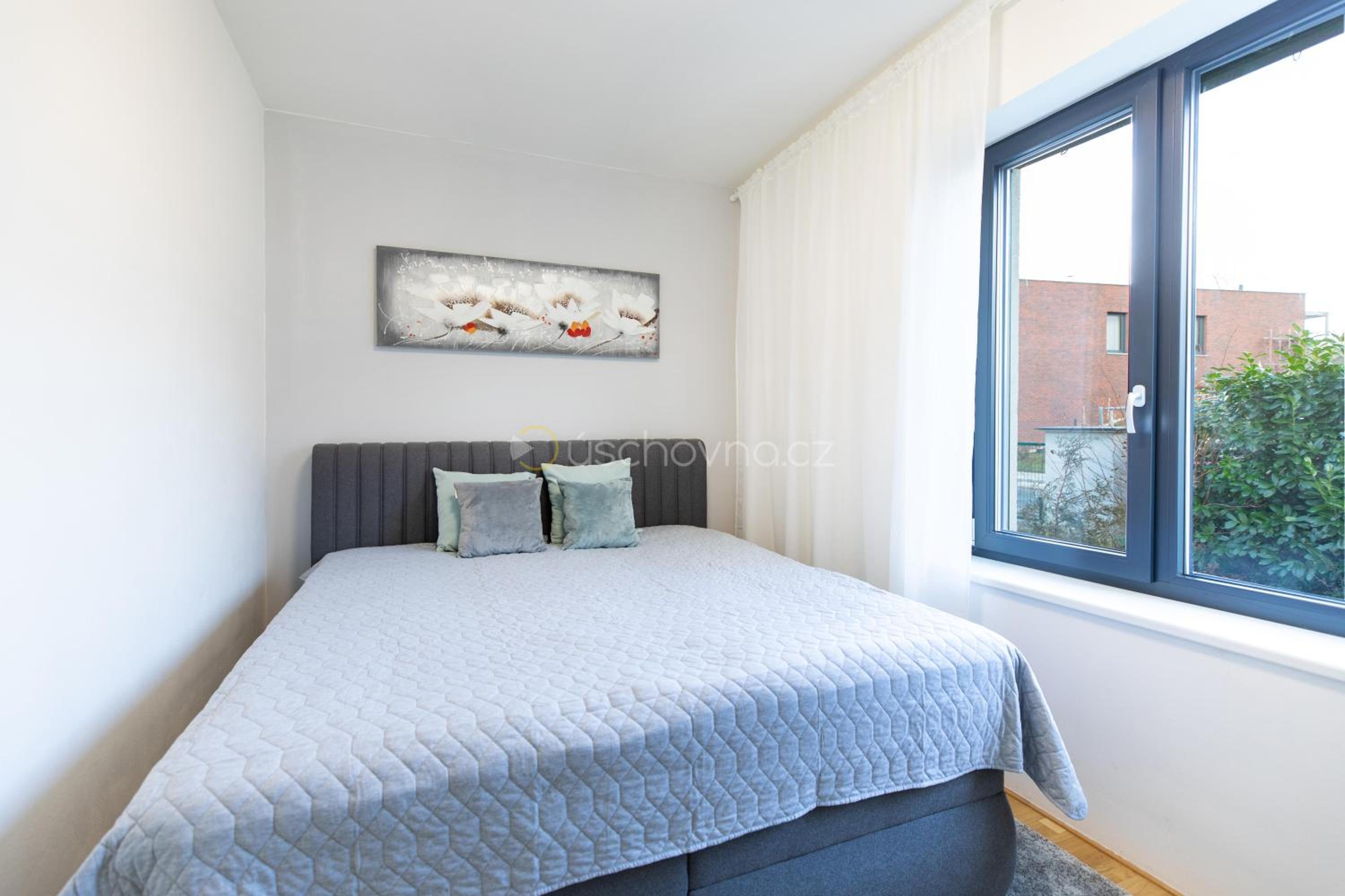 Airport Luxury Apartment & Spa Prague