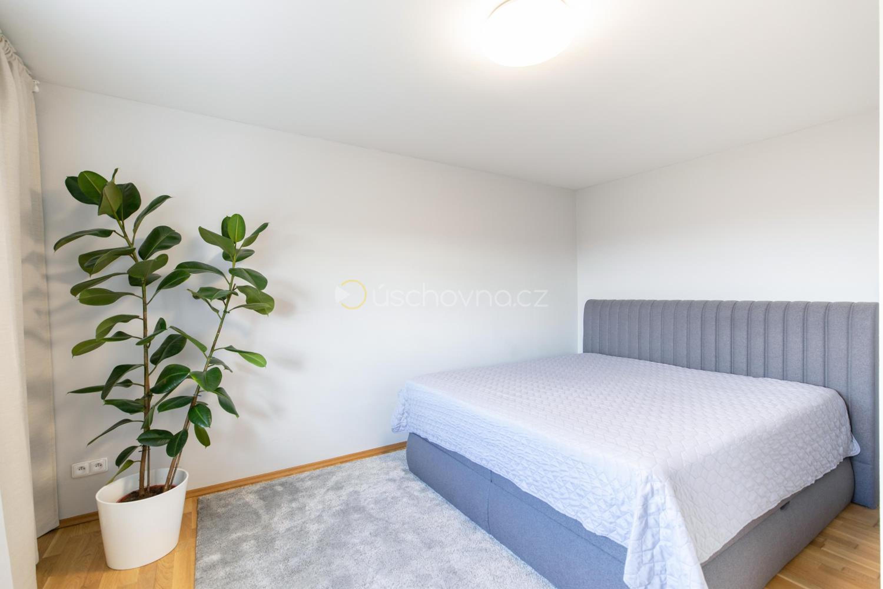 Airport Luxury Apartment & Spa Prague