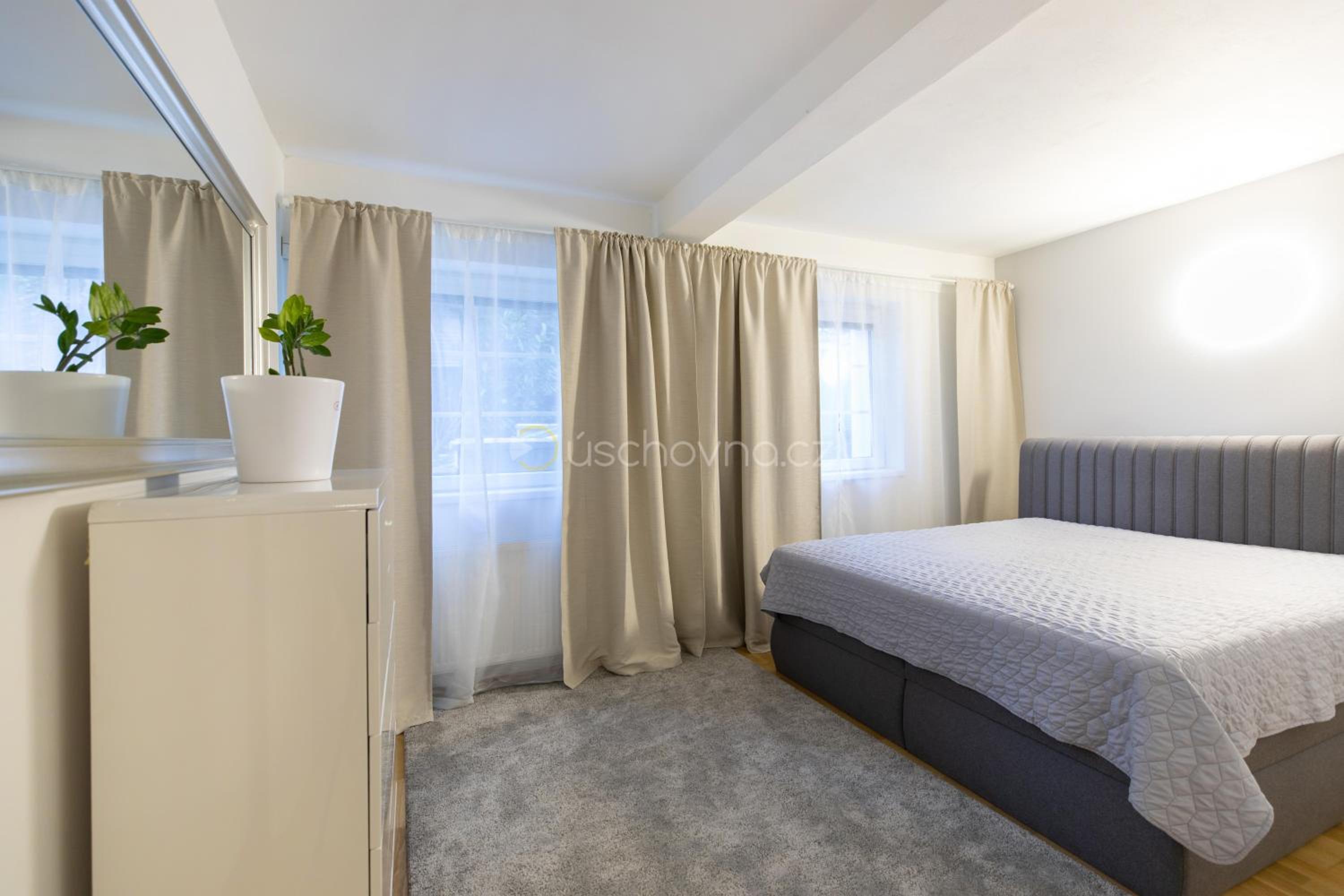 Airport Luxury Apartment & Spa Prague