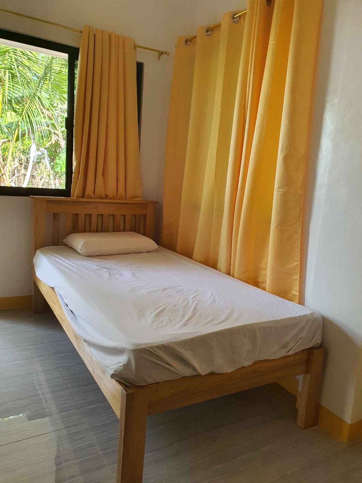 Chery's Guesthouse view 5