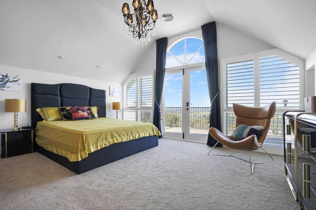 Great View House in Mt Eliza