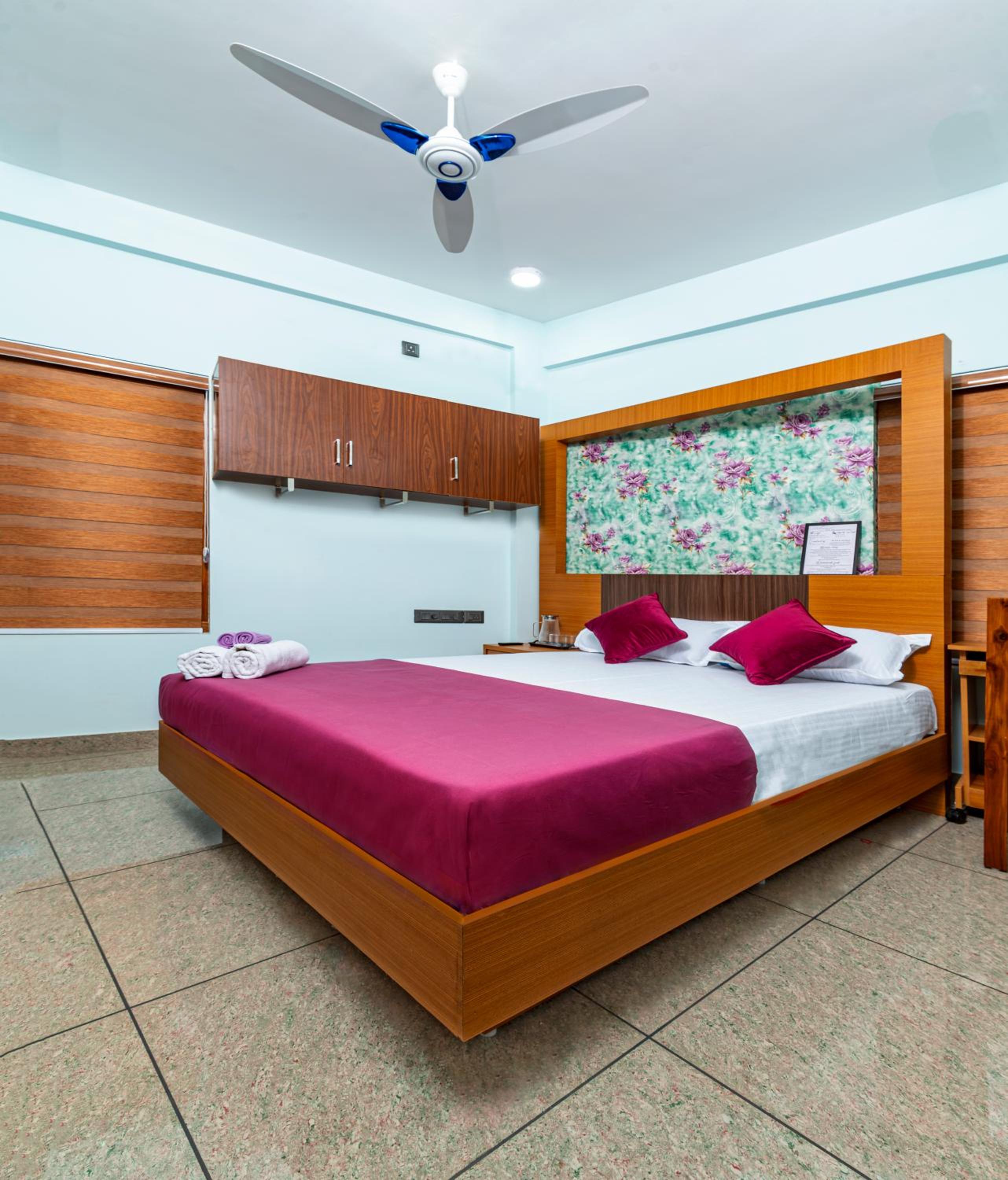 Rams Guest House Meadows Near Lulu Mall & Kims Hospital view 2