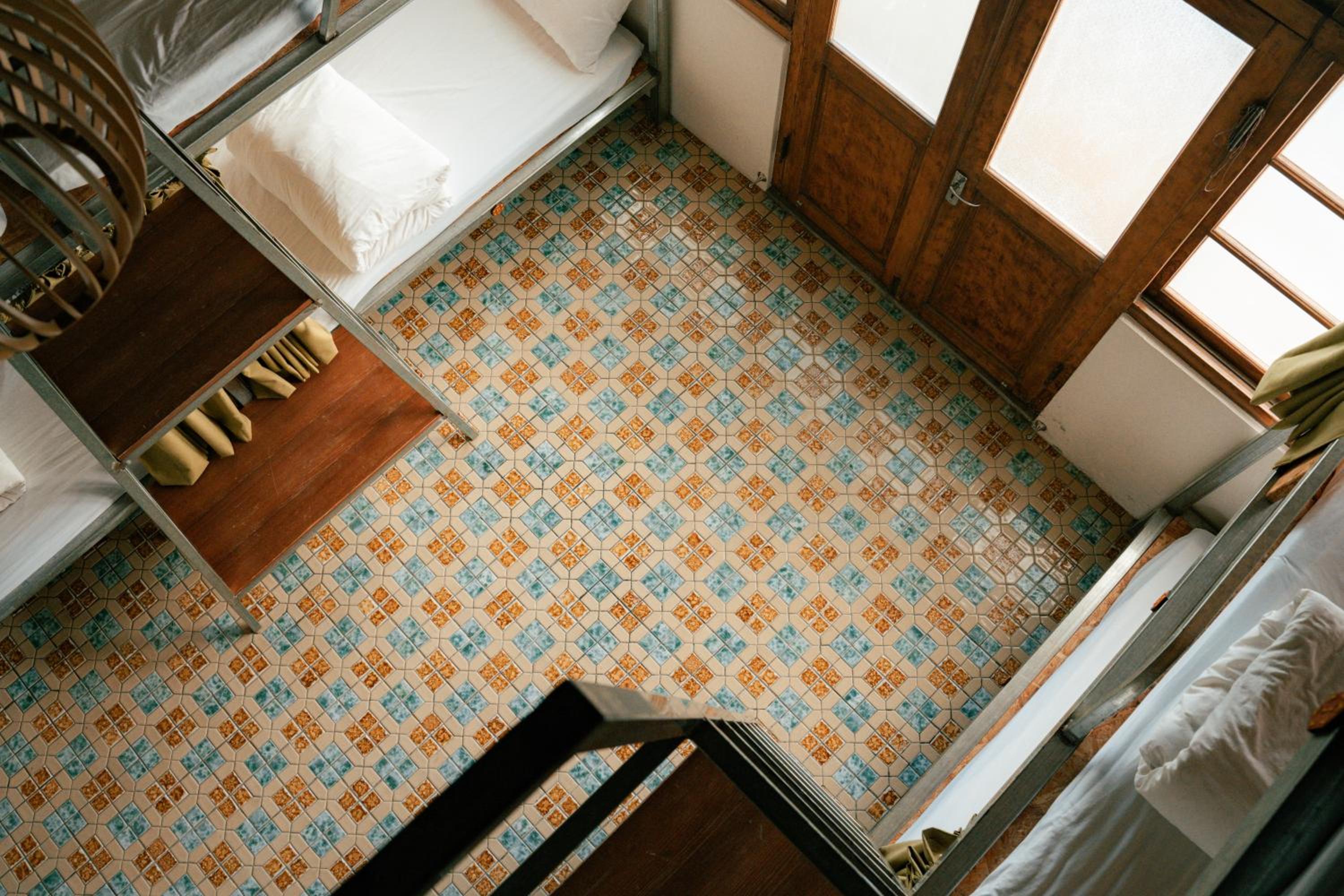 365.Hostel