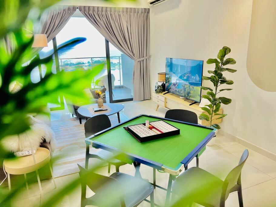 Country Garden Danga Bay BY R9 Homestay