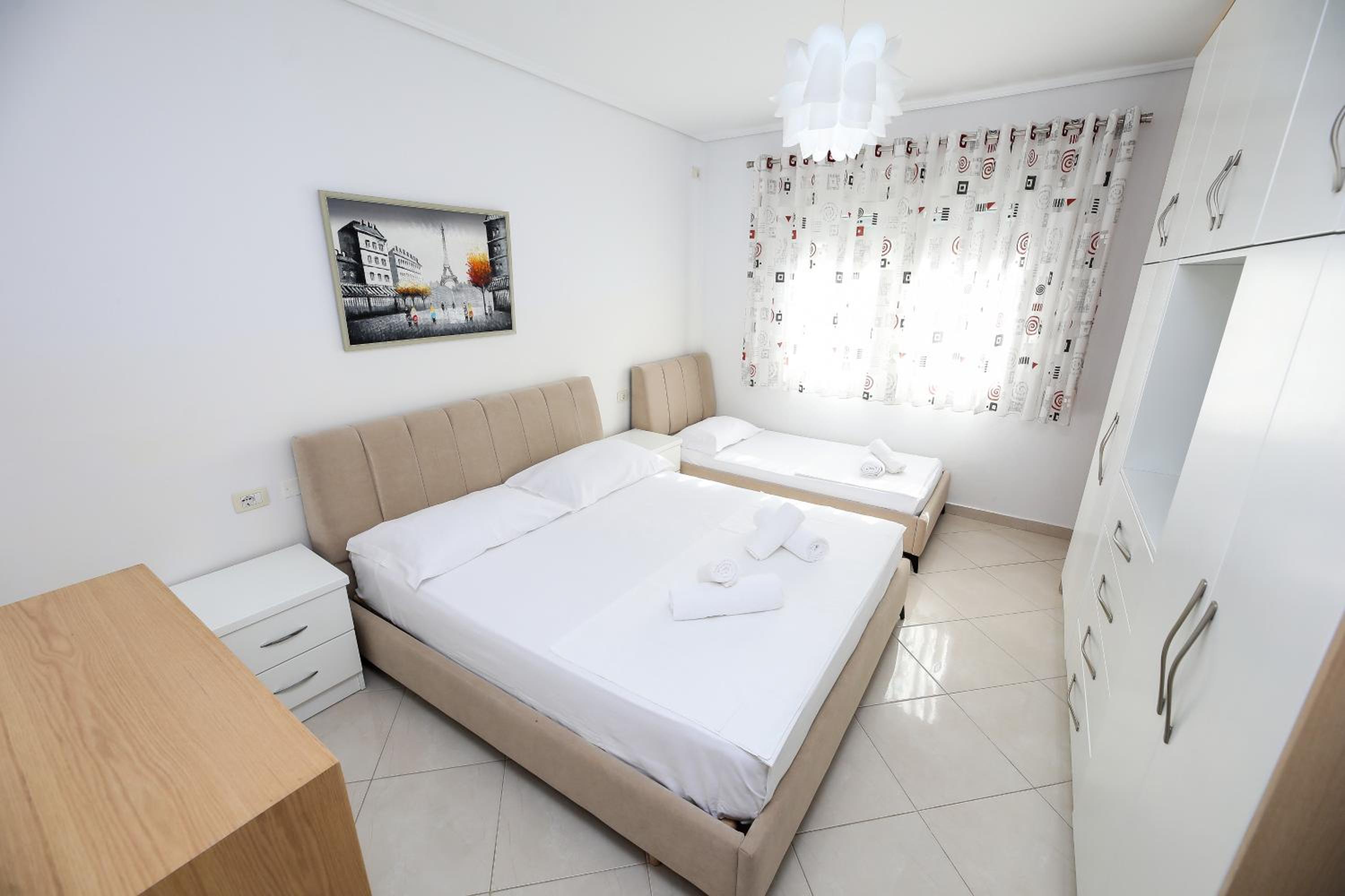 Jimi Apartments 2