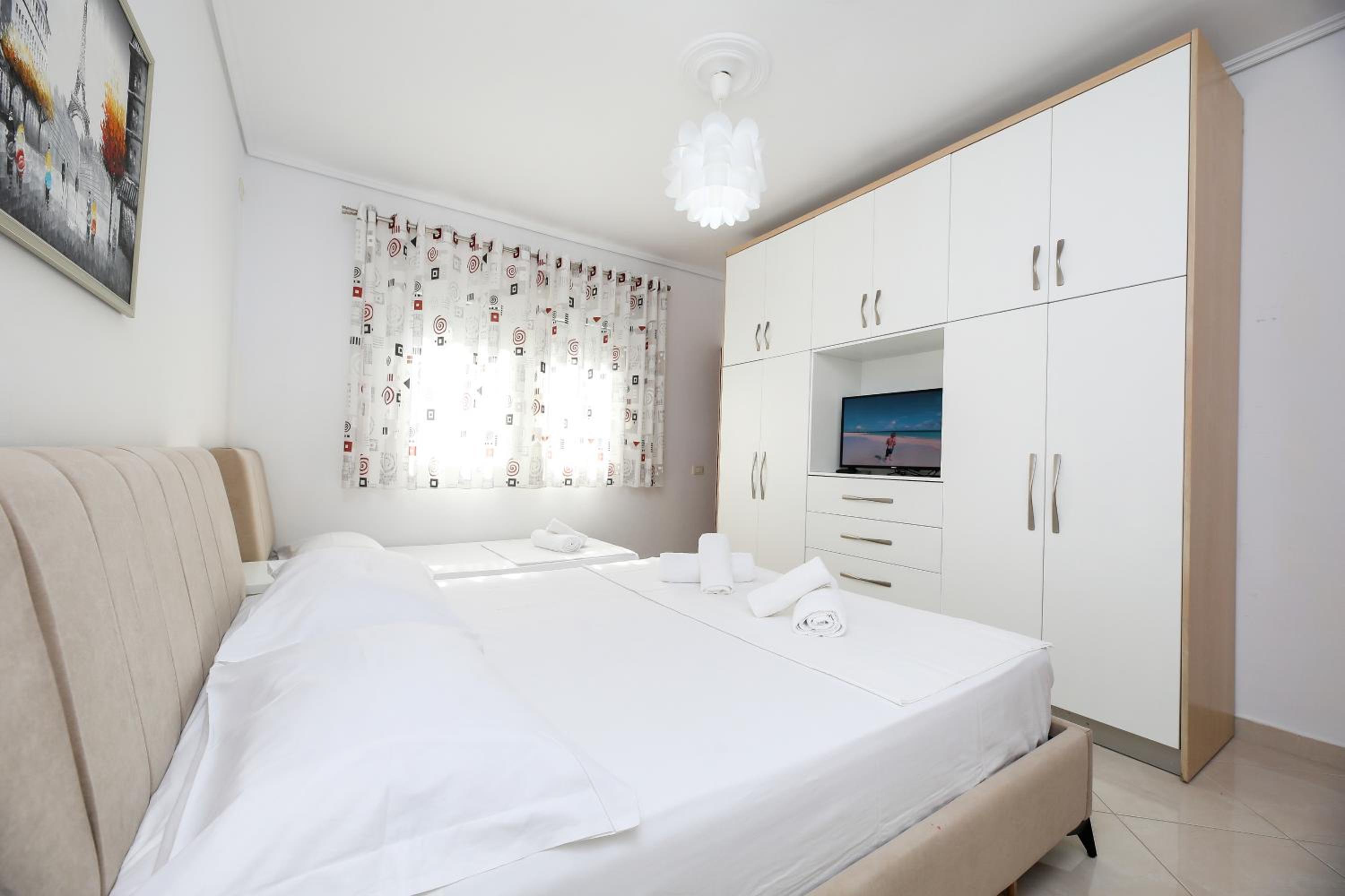 Jimi Apartments 2