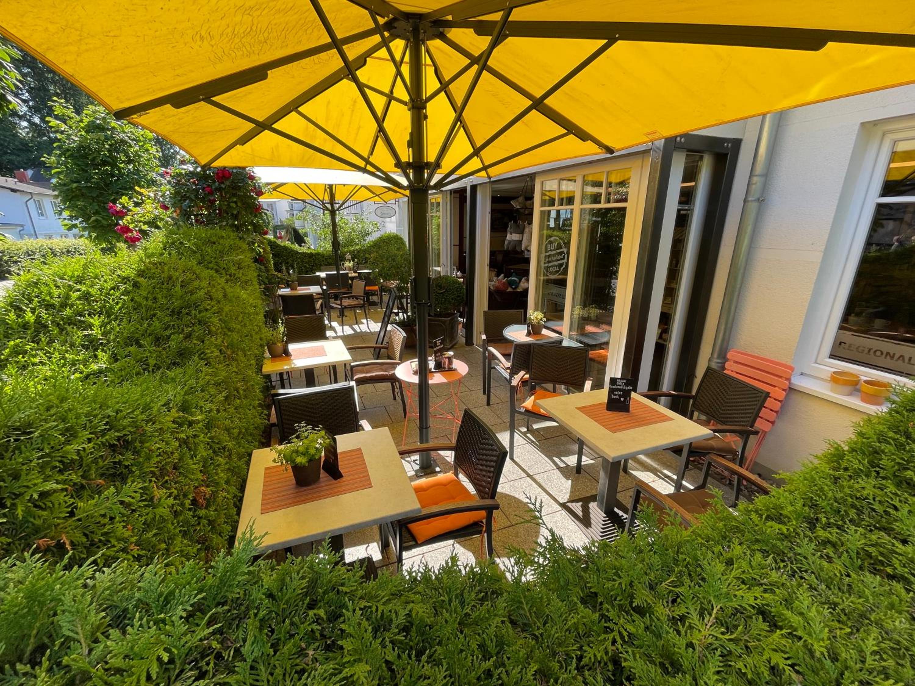 Pension Sanddorn mit Café Carlssons