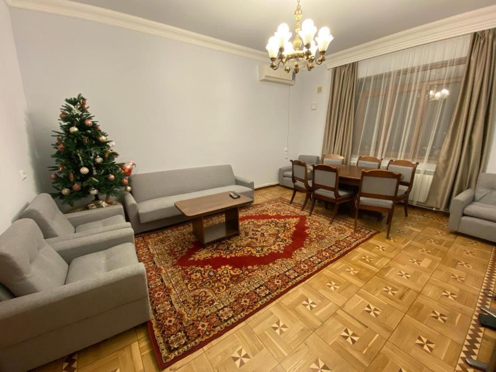 Proshyan 34 House