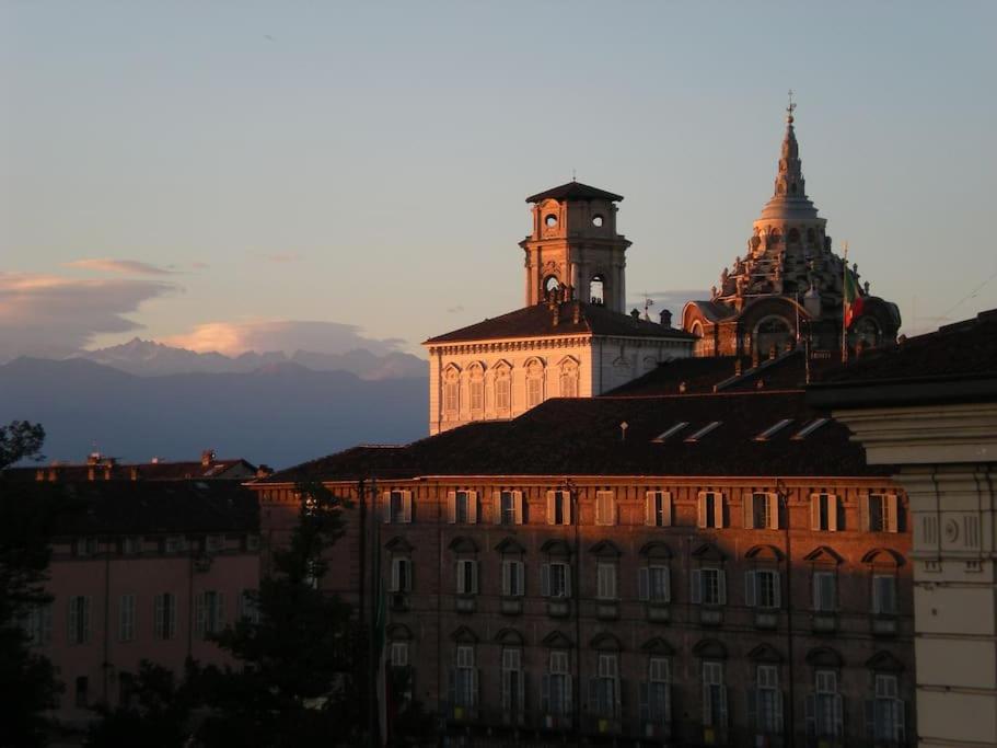 Colazione in Piazza Castello photo 1