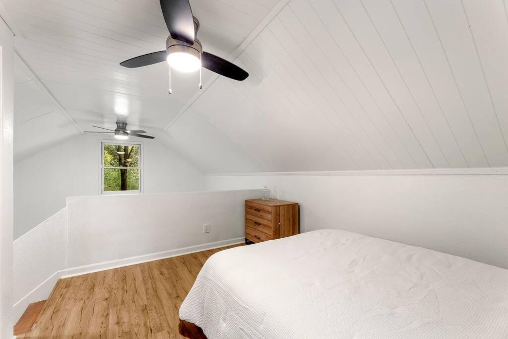 Modern Loft Carriage House view 3