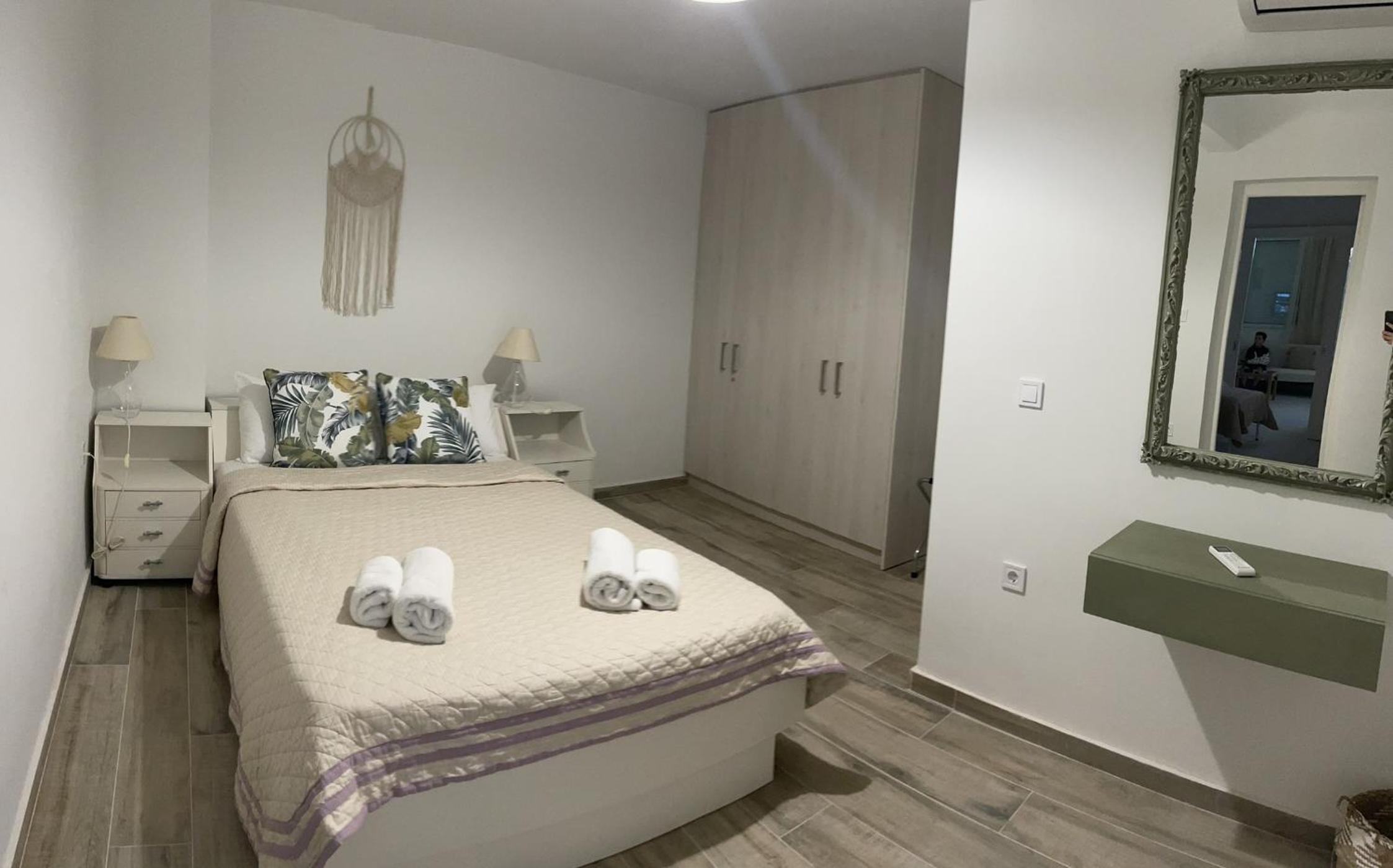 Piraiki Coastal Accommodation