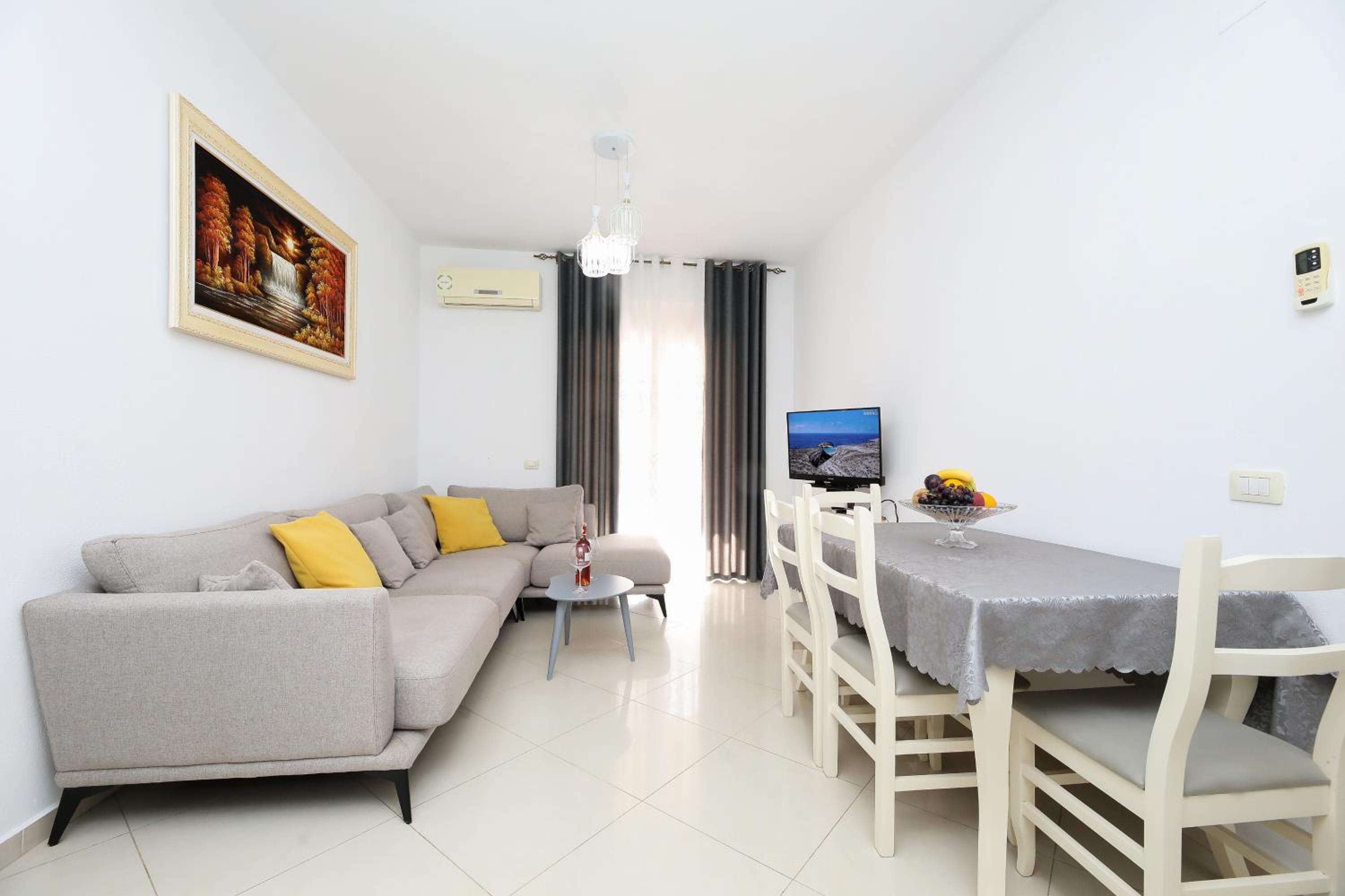Jimi Apartments 2