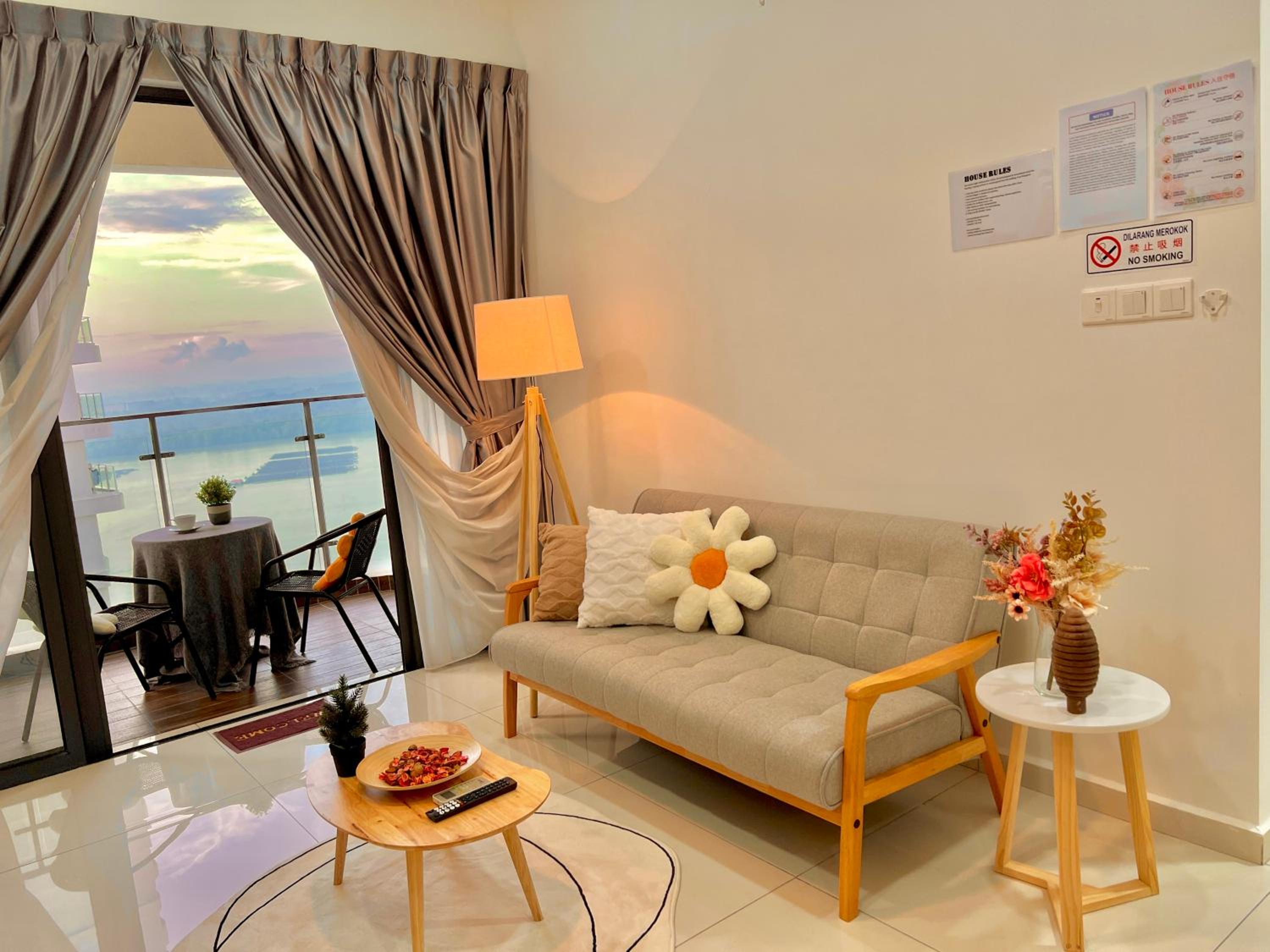 Country Garden Danga Bay BY R9 Homestay