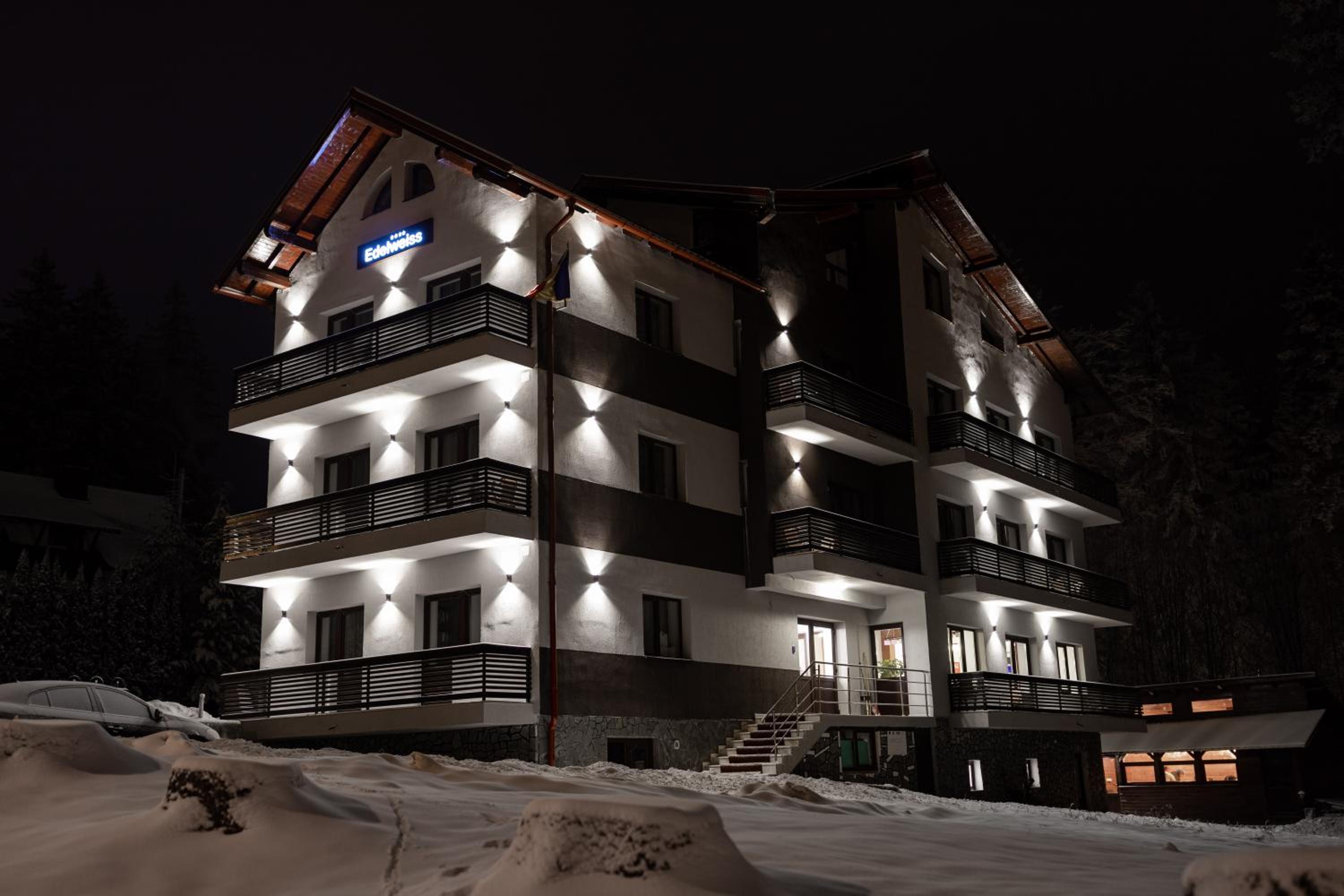 Hotel Vila Edelweiss - Image 1