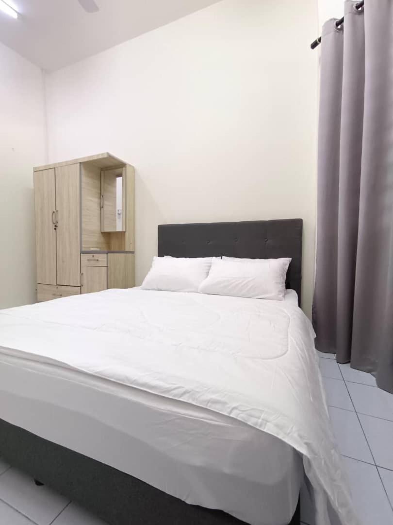 KhaAfi Homestay Seri Iskandar
