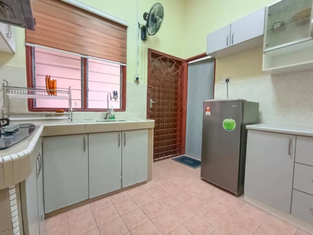KhaAfi Homestay Seri Iskandar