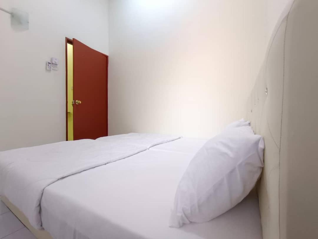 KhaAfi Homestay Seri Iskandar