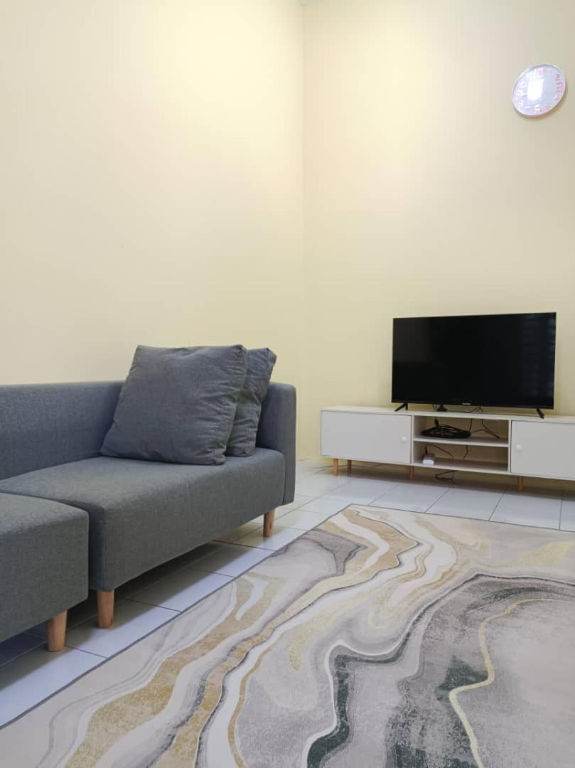 KhaAfi Homestay Seri Iskandar