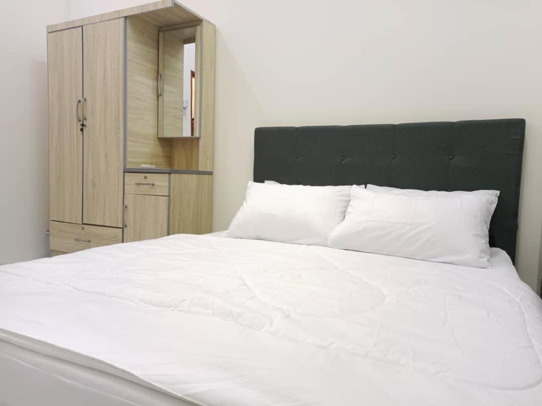 KhaAfi Homestay Seri Iskandar