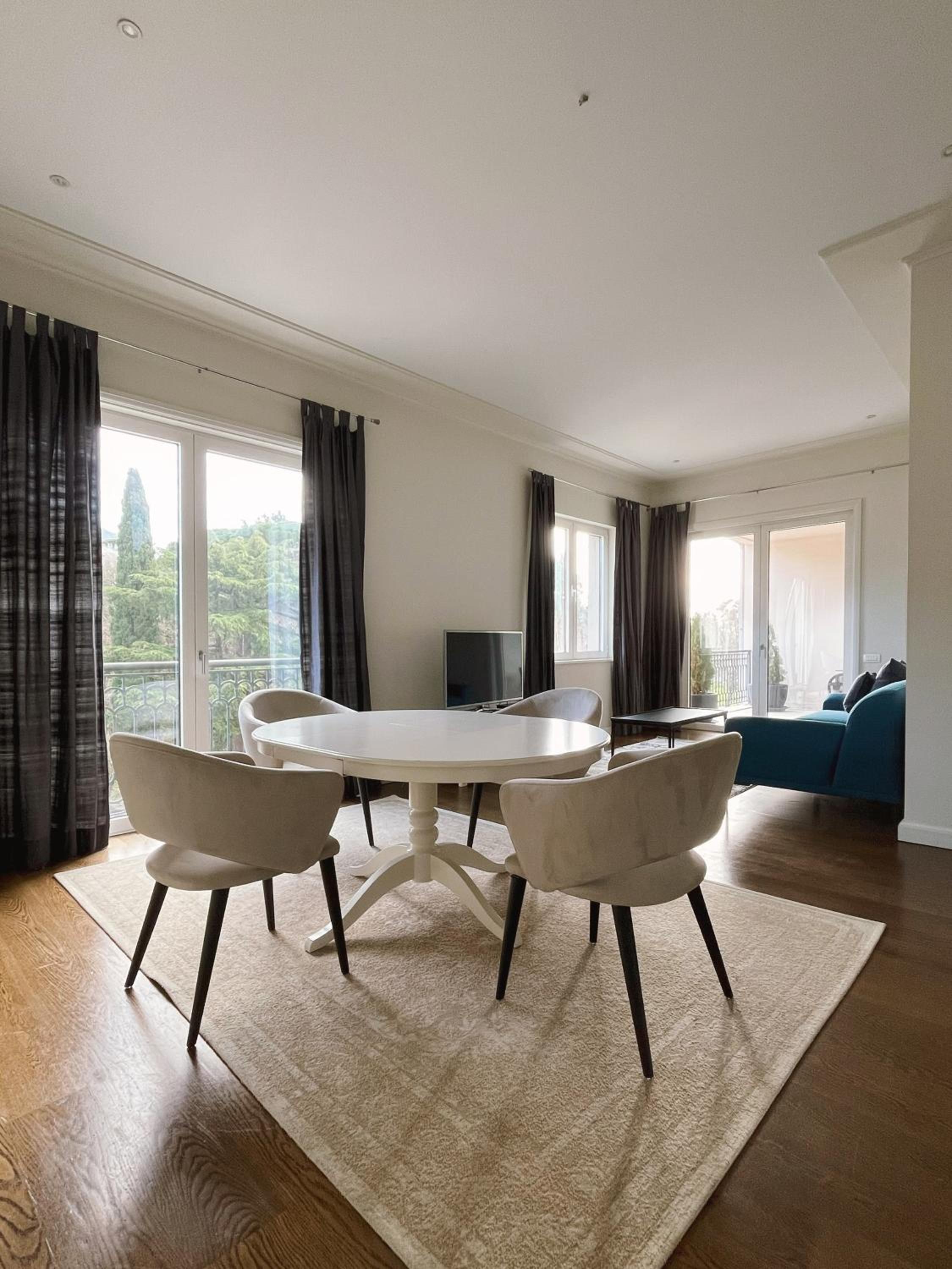 Porto Montenegro Tara 302 view 5