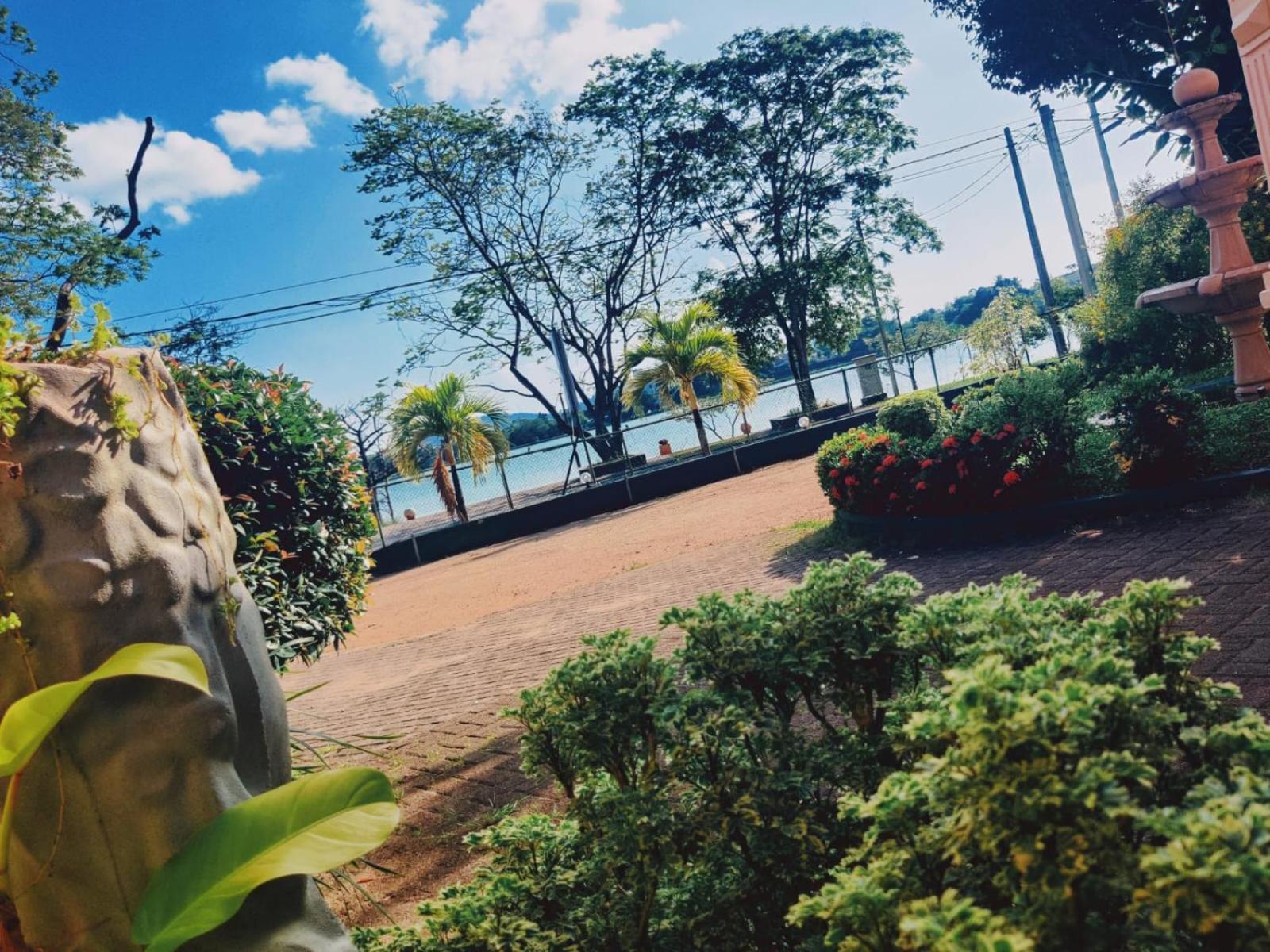 Grand Colonial Viveka
