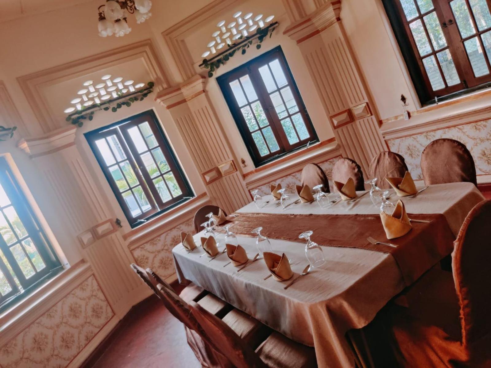 Grand Colonial Viveka