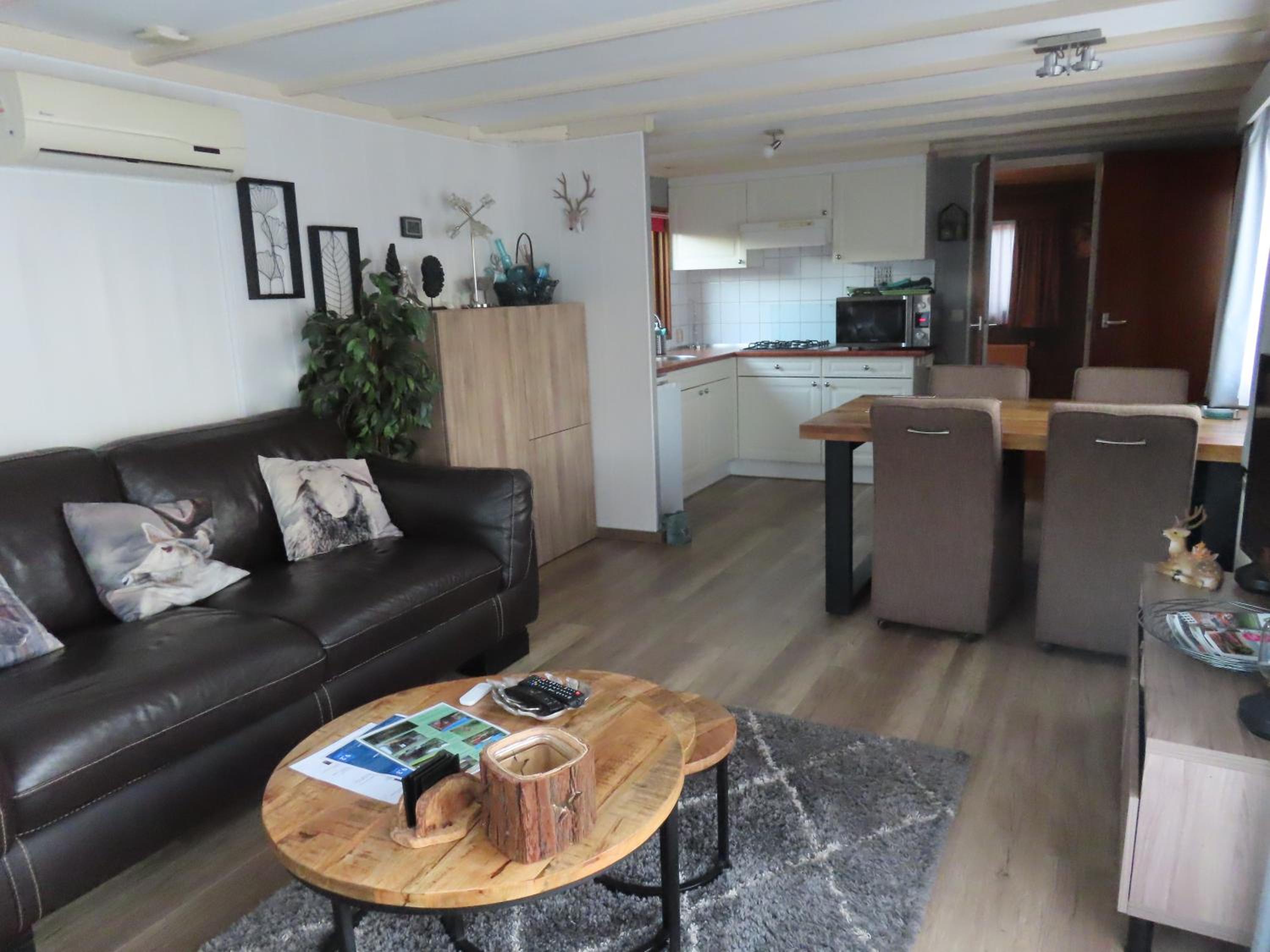 Veluwe Park Reewold Chalet Eclipse view 4