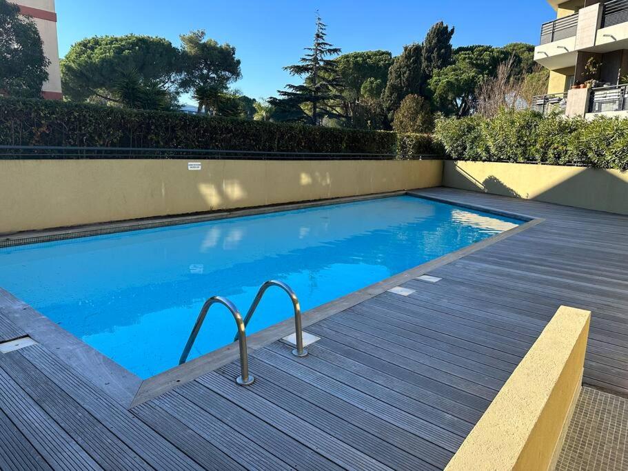 L'appart idéal famille, terrasse, piscine, plage