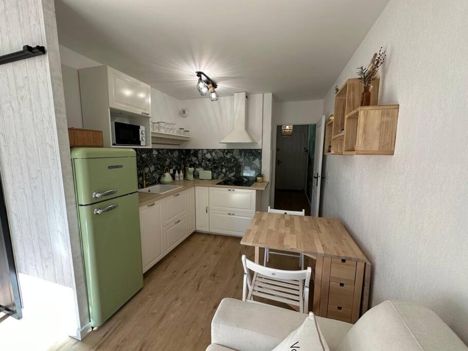 L'appart idéal famille, terrasse, piscine, plage