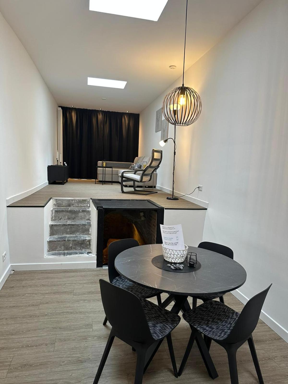 luxe pas gerenoveerd monumentaal appartement view 3