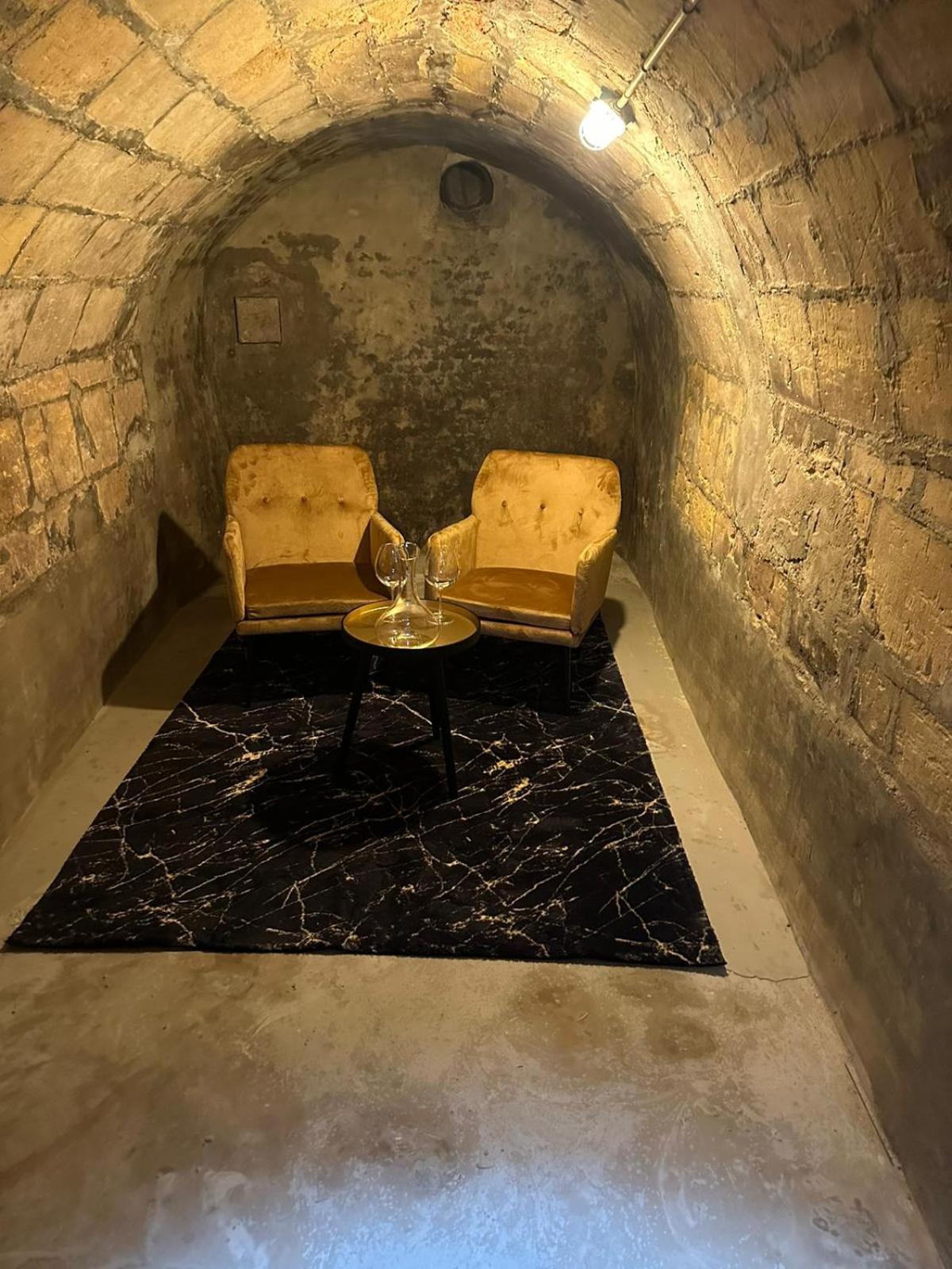 luxe pas gerenoveerd monumentaal appartement view 5