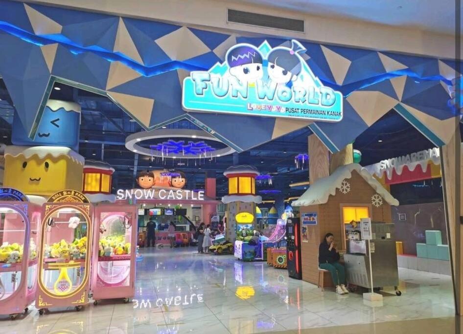 Johor Bharu - Beachside 6-13pax Danga Bay @ KSL