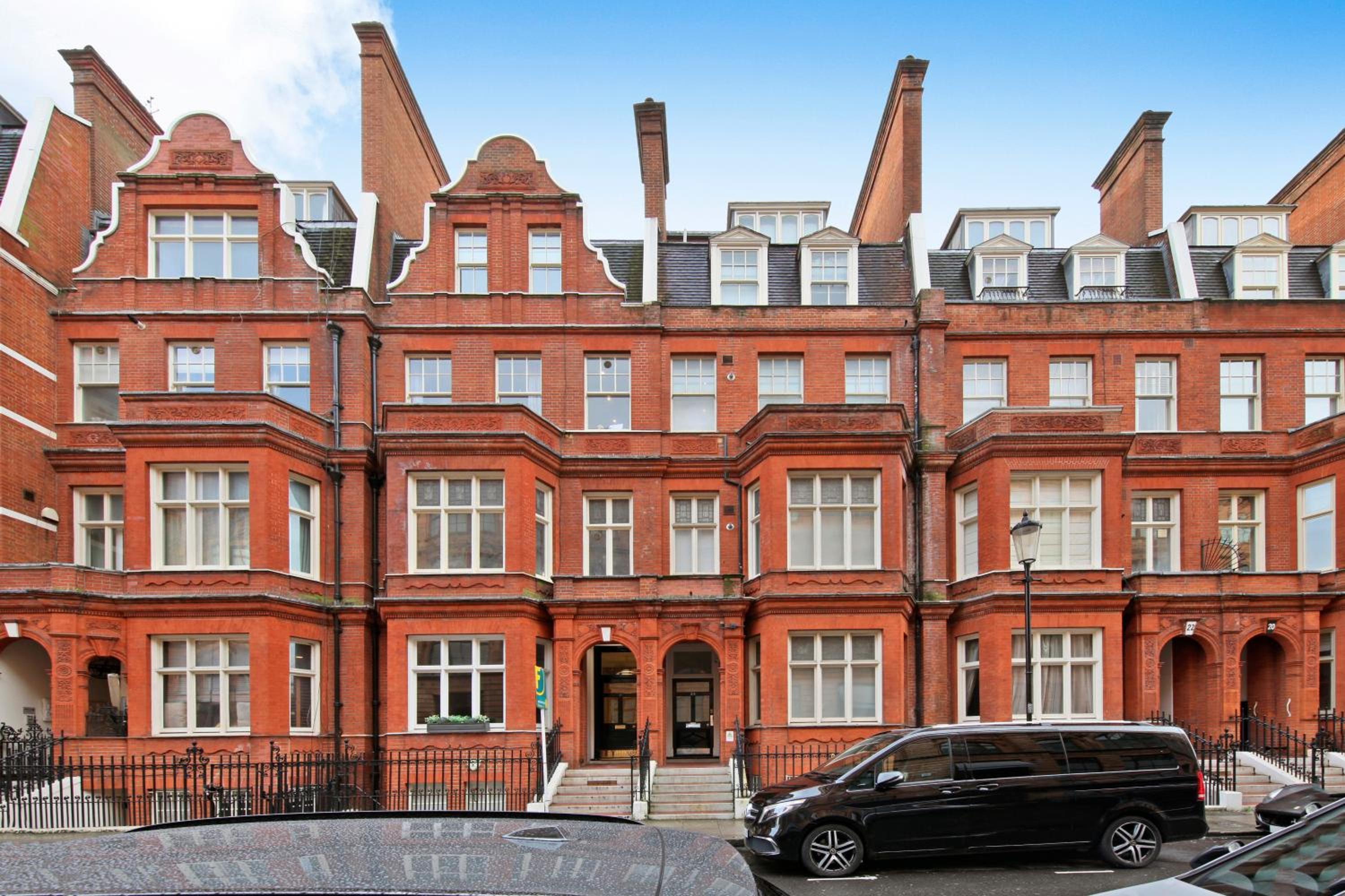 Hububb Luxury Harrods Apartment