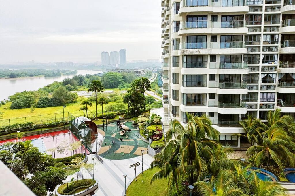 Johor Bharu - Beachside 6-13pax Danga Bay @ KSL