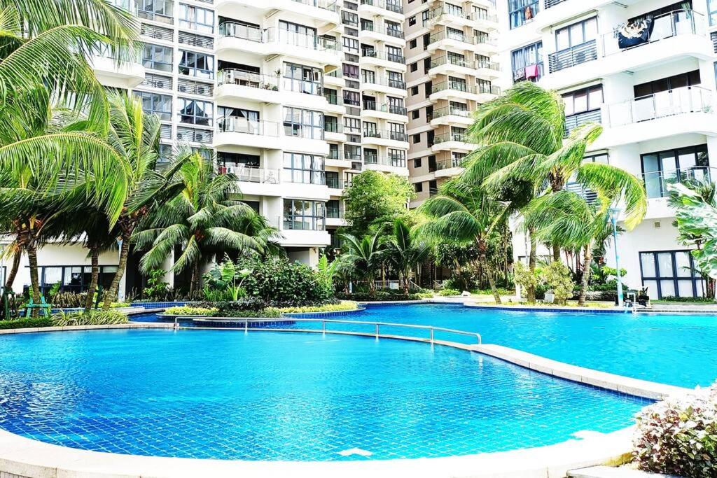 Johor Bharu - Beachside 6-13pax Danga Bay @ KSL