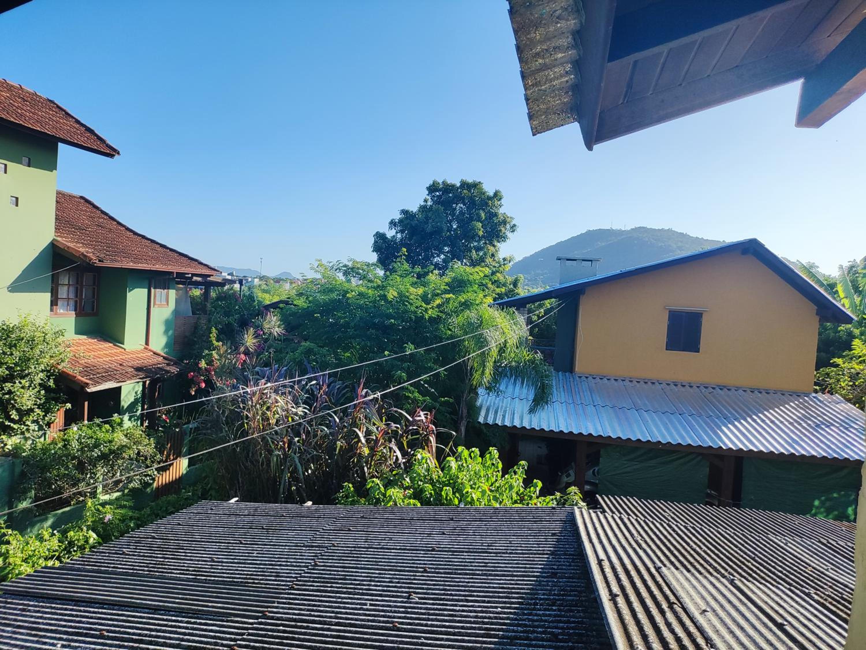 Casa simples e bem localizada, aceita cachorros