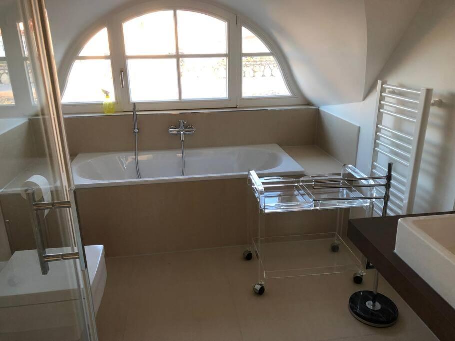 Reetdachhaus Seasons mit Kamin & Sauna