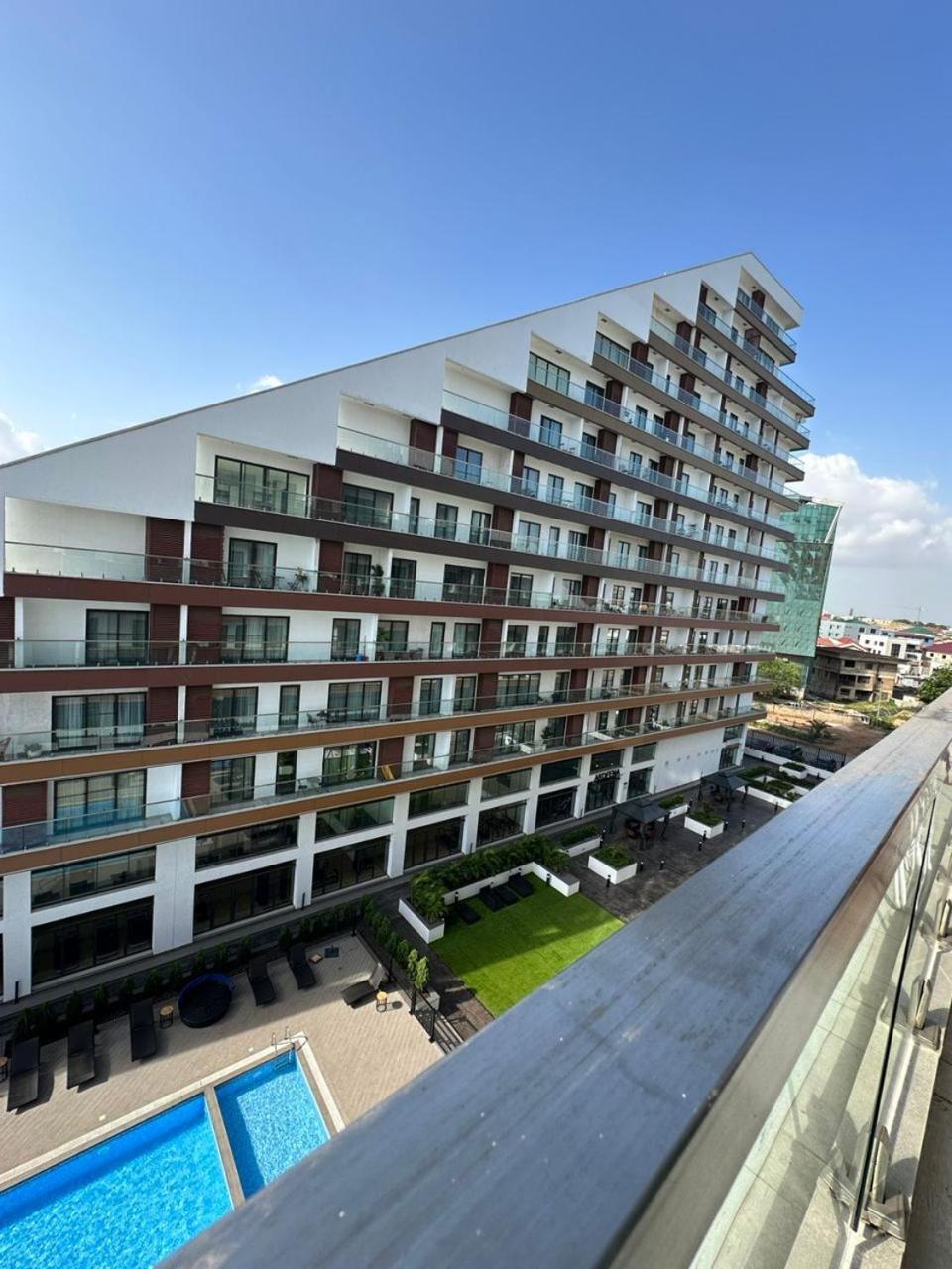 THE SIGNATURE HOTEL APARTMENT