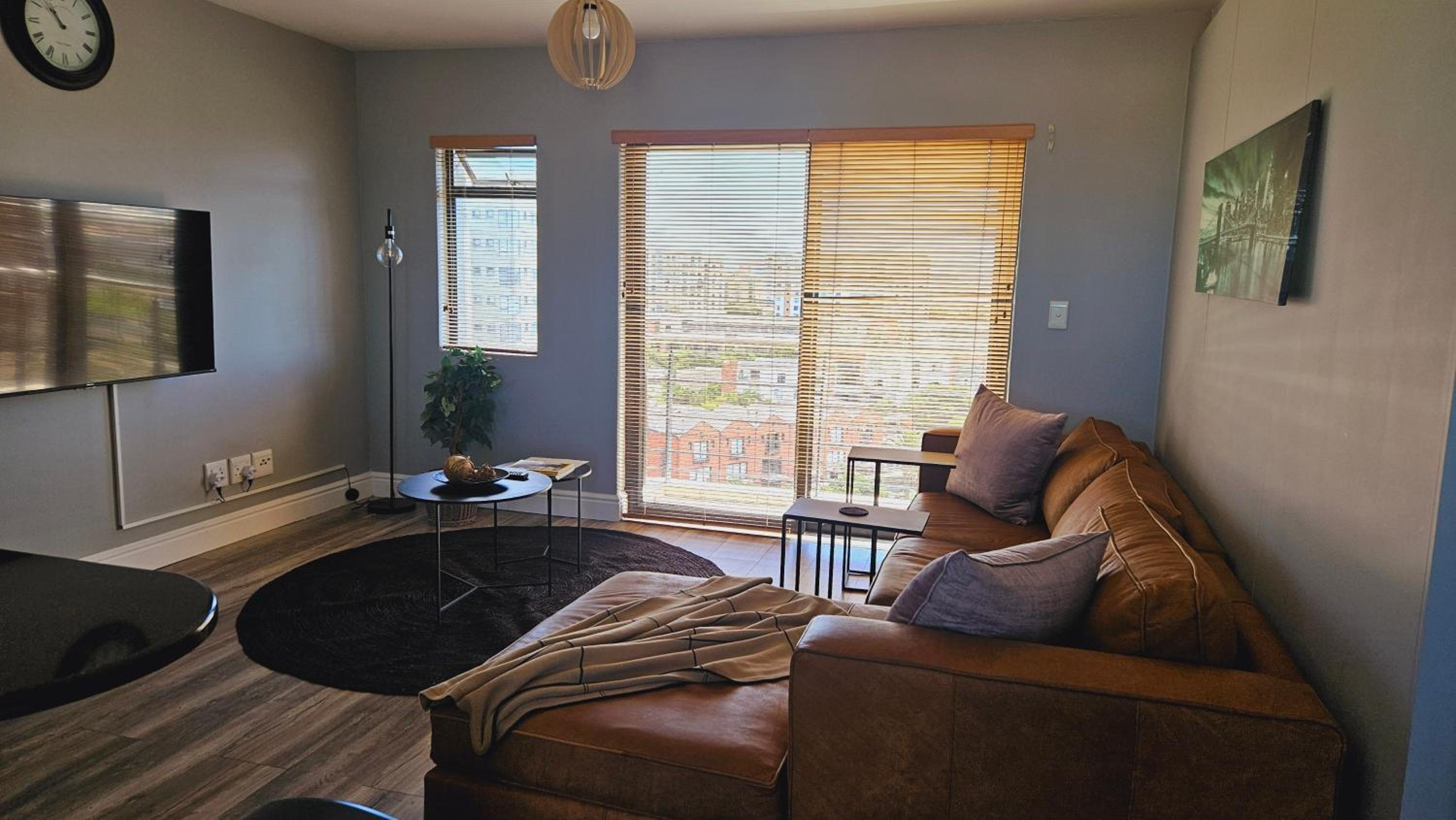 SS Luxury Apartments