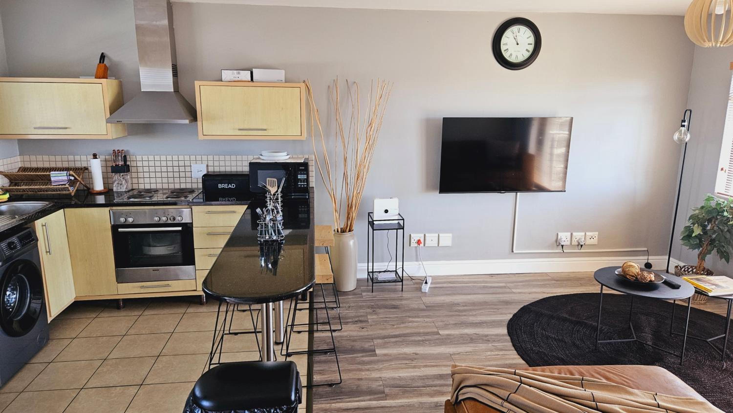 SS Luxury Apartments