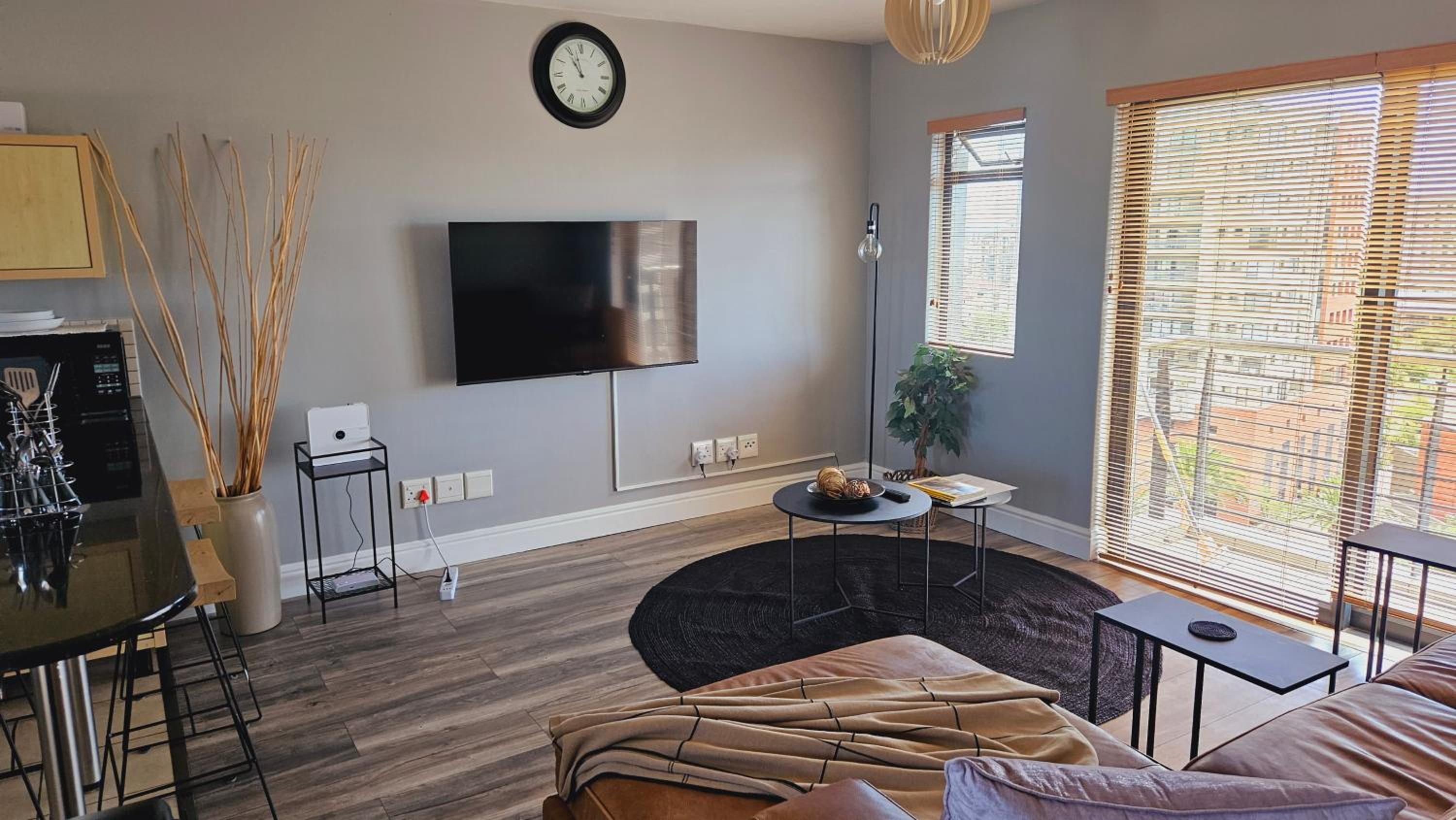 SS Luxury Apartments