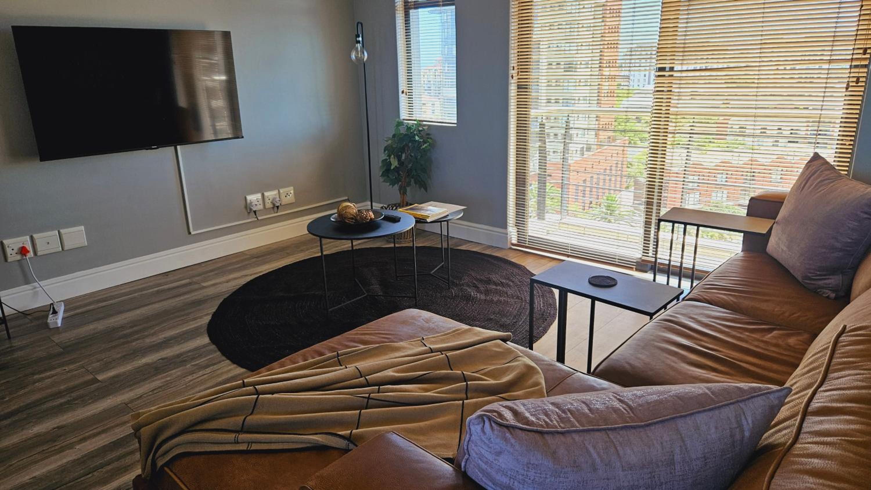 SS Luxury Apartments