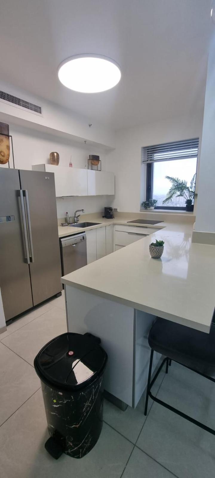 JTower Royal Suites - Alefimmoed
