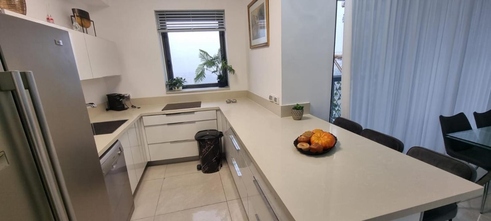 JTower Royal Suites - Alefimmoed