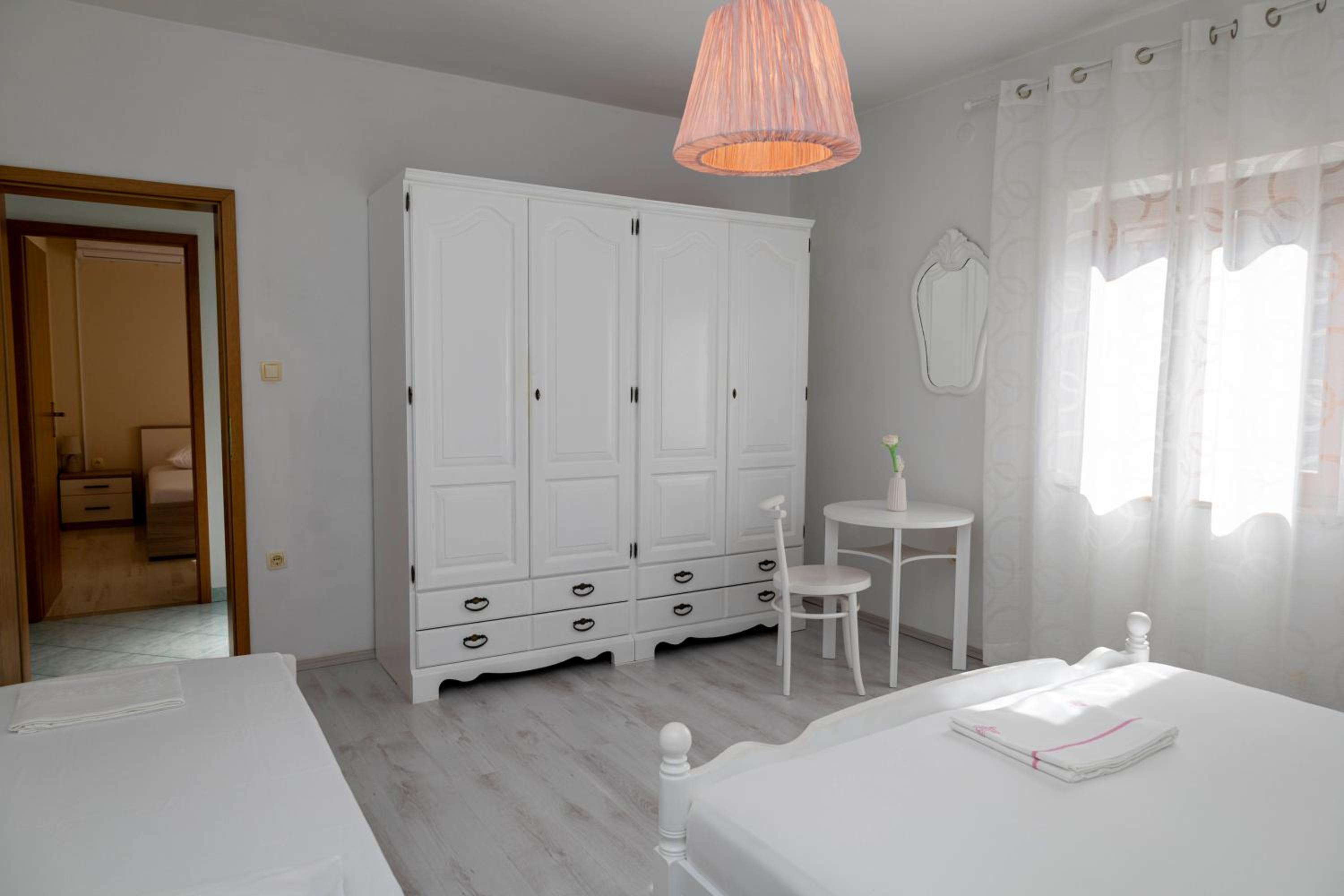Holiday house Dolka en Postira — hotel room