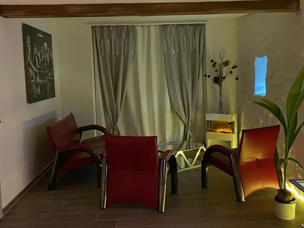 Escape Private SPA II