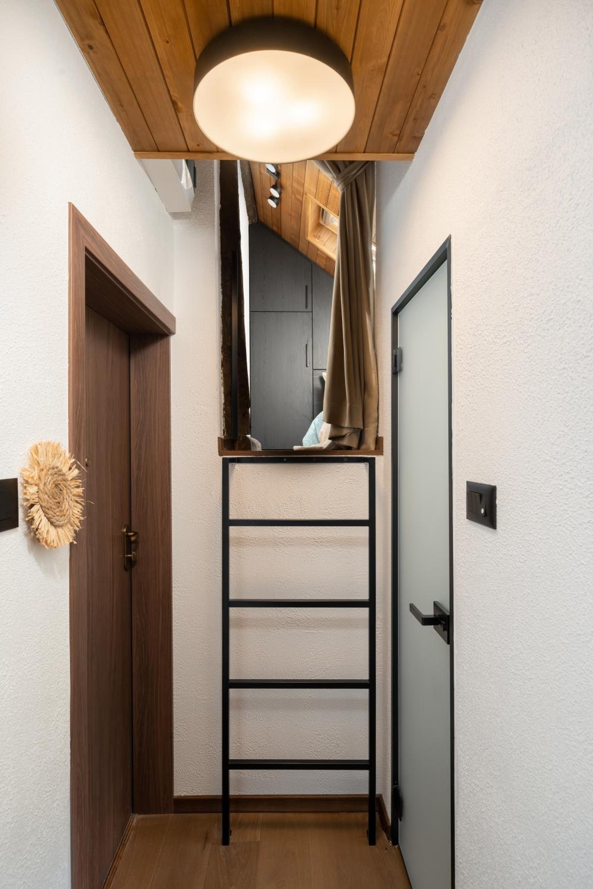 Gurgulyat view - 1 Bedroom Loft